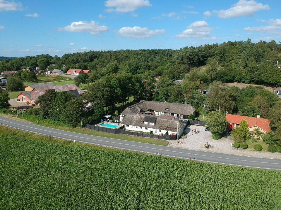 Farm61 Badehotellet I Det Midtjydske - Alder +18 Ar Tjele Exterior foto